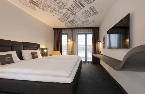 Ossendorf Hotel | V8 Hotel Köln