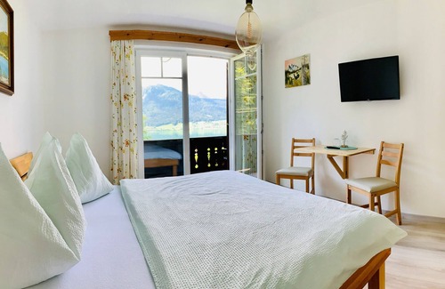 Sankt Wolfgang im Salzkammergut Bed & Breakfast | Vacation apartment - House Melanie