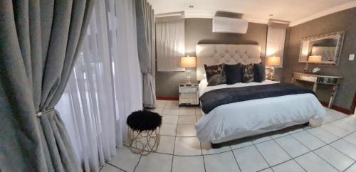 Christiana House | Vaal De Vue Guesthouse