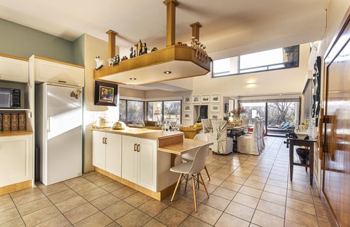 Emfuleni Villa | Vaal River YOLO Spaces - Vaal River Bush Lodge