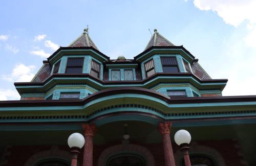 Adamstown Bed & Breakfast | VAAST Bed & Breakfast