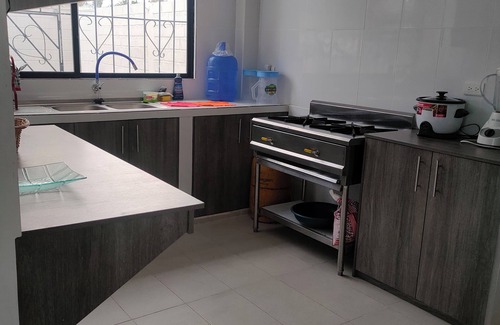 Tonsupa House | Vacacional exclusive house for family group and friends,5 min from the Beach