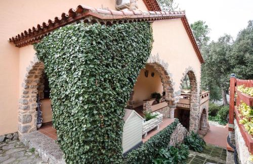 Vacarisses House | Vacarisses- Torreblanca Estacin