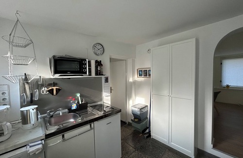 Wandlitz House | Vacation home with large garden and sun terrace, bathing lakes nearby