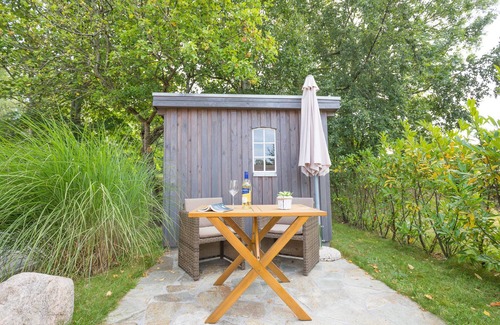 Wobbenbull Apartment | Vacation apartment Beach-Loft in Wobbenbüll for up to 2 people