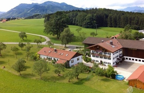 Bernau am Chiemsee Apartment | Vacation apartment for 1-4 persons (55 sqm, upper floor)
