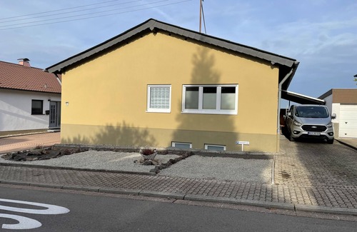 Lebach Apartment | Vacation apartment in the countryside