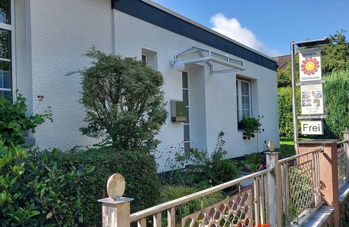 Bad Fallingbostel Apartment | Vacation apartment Lüneburg Heath/Allertal - terrace/garden, heath park, bird park