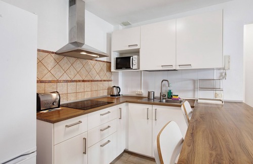 Punta del Hidalgo Apartment | Vacation Apartment 'Apto Aguacada' with Balcony and Wi-Fi