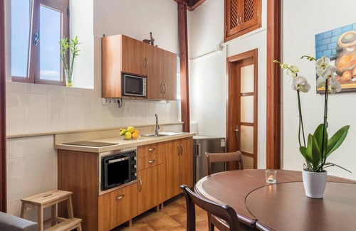 La Solana Apartment | Vacation Apartment 'Casa Rural Encarna' with Wi-Fi