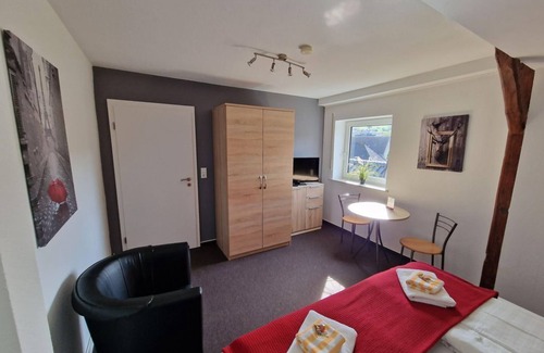Burgschwalbach Bed & Breakfast | Vacation apartment Burgblick 2 - Guesthouse Auszeit