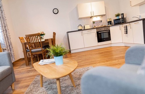 Boedefeld Apartment | Vacation apartment "Katarina 1", right next to Landhotel Albers - your landlords
