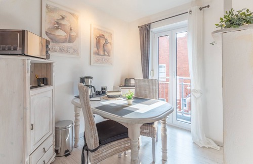 Zentrum Apartment | Vacation apartment Altstadtstübchen in Husum for up to 2 people
