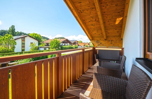 Uebersee Apartment | Vacation apartment Am Moosbach, 100sqm, with 2 balconies