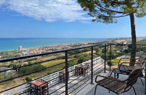Casabianca di Fermo Apartment | Vacation apartment/apartment for 4 guests with 68m² in Capodarco (165930)
