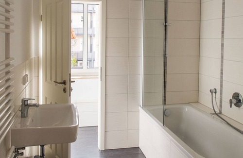 Suedvorstadt Apartment | Vacation apartment/apartment for 6 guests with 82m² in Leipzig (95060)
