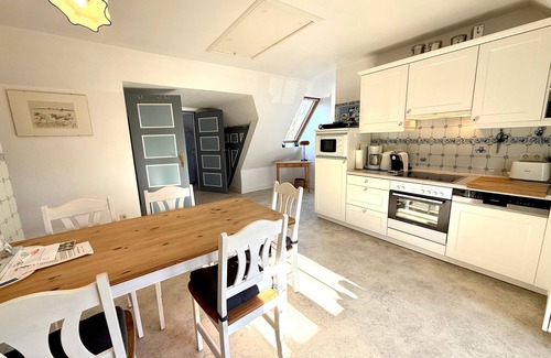 Oldsum Apartment | Vacation apartment/apartment for 6 guests with 90m² in Oldsum (105456)