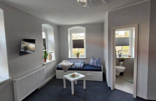 Grossschirma Other | Vacation apartment Schwalbennest