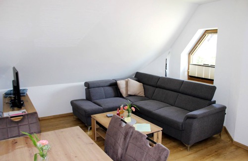Gunzenhausen Apartment | Vacation apartment (83sqm) with two balconies