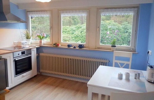 Westerstede Apartment | Vacation apartment at Rhodopark A7 - Holiday apartment upstairs