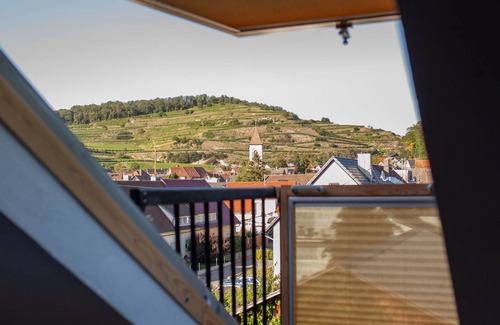 Achkarren Apartment | Vacation apartment "Helios" with 45 sqm, 2 bedrooms for max. 4 persons (2 adults)