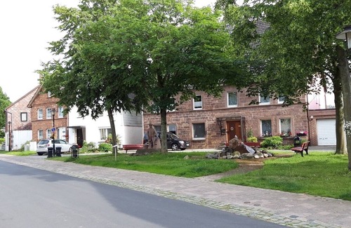 Luchtringen Apartment | Vacation apartment in a listed building from 1768