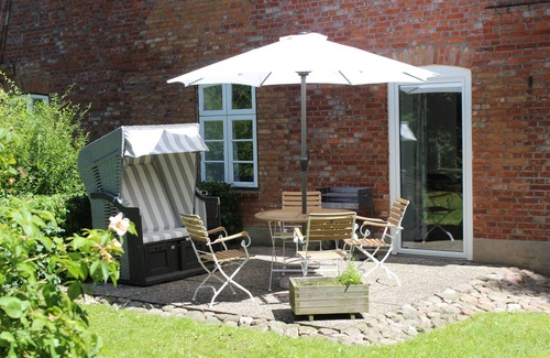 Schwackendorf Apartment | Vacation apartment Leuchtfeuer. - OSTSEE vacation apartments