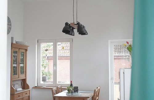 Emden Apartment | Vacation apartment Stadthuuske boven - City, Country, IDYLLE - Vacation with charm