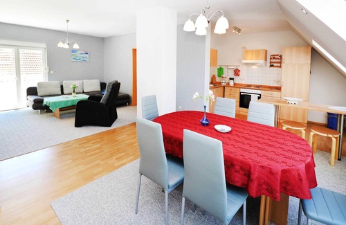 Karlshagen Apartment | Vacation apartment Urlaubsidyll 2 - Holiday apartment Urlaubsidyll 2-2 bedrooms up to max. 4