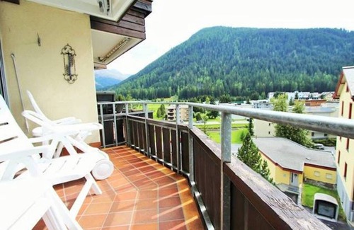 Meierhof Apartment | Vacation apartment w/south-west balcony, fireplace, pool & an underground garage