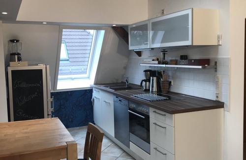 Leutzsch Apartment | Vacation apartment with garden view for up to 7 people near the RB Arena