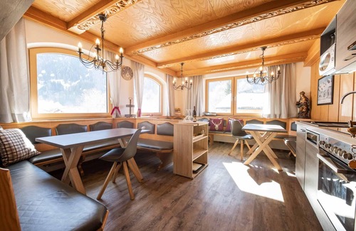Neustift Im Stubaital Apartment | Vacation apartment Bergkulisse (House Wallner)