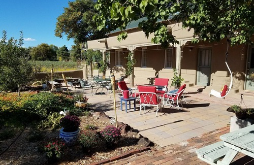Nambe House | Vacation Casita Manzana - next to Vineyard in Nambe, Santa Fe County, NM
