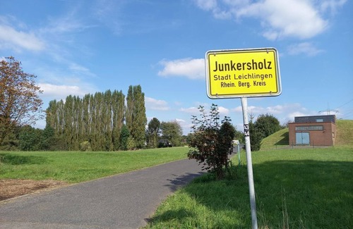 Leichlingen Apartment | Vacation apartment Obstwiese - Bauernhof Sesterhenn