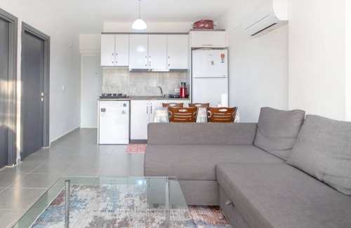 Milas Apartment | Vacation Flat w Pool, Garden in Bodrum