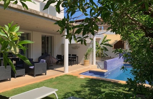 Urbanizacion Mont Ferrutx House | Vacation Home 'Ca n Aleix' with Sea & Mountain View, Pool, Balcony, A/C & Wi-Fi