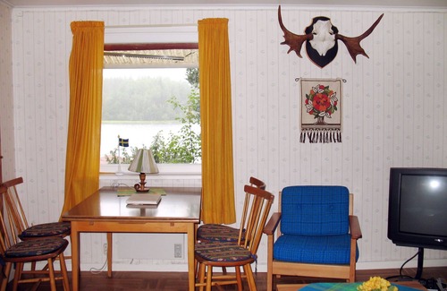 Holmsveden House | Vacation home Älgnäs by Interhome