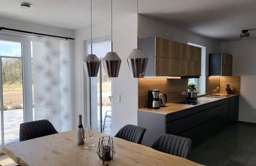 Feuchtwangen Apartment | Vacation home 2 with sauna and whirlpool