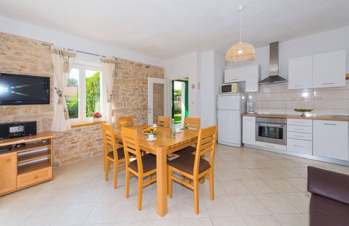 Puljane House | Vacation home Ana with pool in Krka National Park - Šibenik-Knin County- Croatia