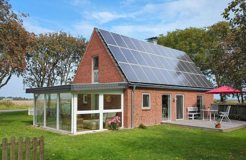 Cecilienkoog House | Vacation home Beltringharde in Reußenköge for up to 4 people