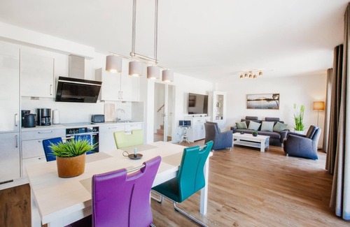 Diemelsee House | Vacation home Diemelblick 26