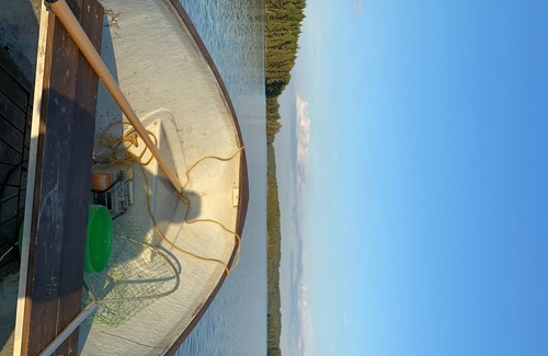 Virserum House | Vacation home directly on the lake, boat, sauna