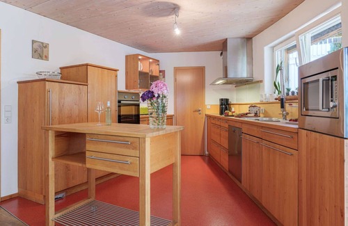 Dornstetten House | Vacation home Dornstetten - Hot Pot, Sauna, BBQ, garden, fireplace & piano