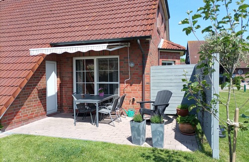 Wirdum House | Vacation home Finkenburg in the heart of East Frisia