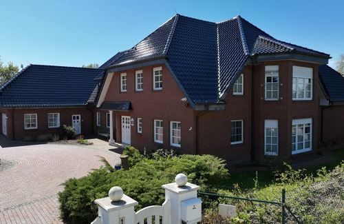 Ruhn House | Vacation home for 12 guests with 570m² in Rühn (171845)
