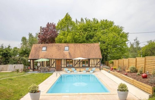 Manerbe House | Vacation home La Petite Normande in La Roque-Baignard - 6 persons, 3 bedrooms