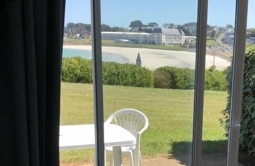 Trevou-Treguignec House | Vacation home les terrasses de trestel in Trévou-Tréguignec - 4 persons, 1 bedrooms