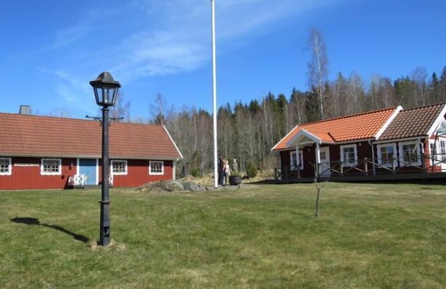 Granna House | Vacation home Hägnen (SND111) in Gränna - 4 persons, 1 bedrooms