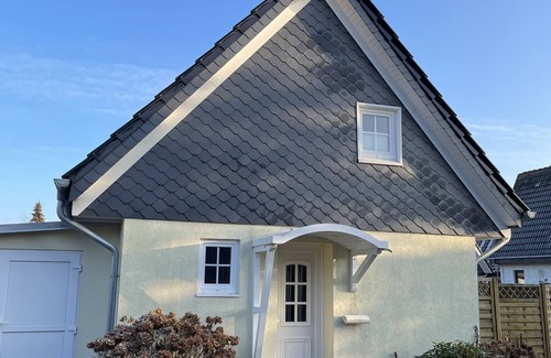 Duhnen House | Vacation home in a quiet location close to the beach with a small garden