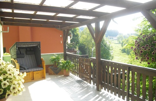 Guentersberge House | Vacation home in a superb location with a view of the forest and lake
